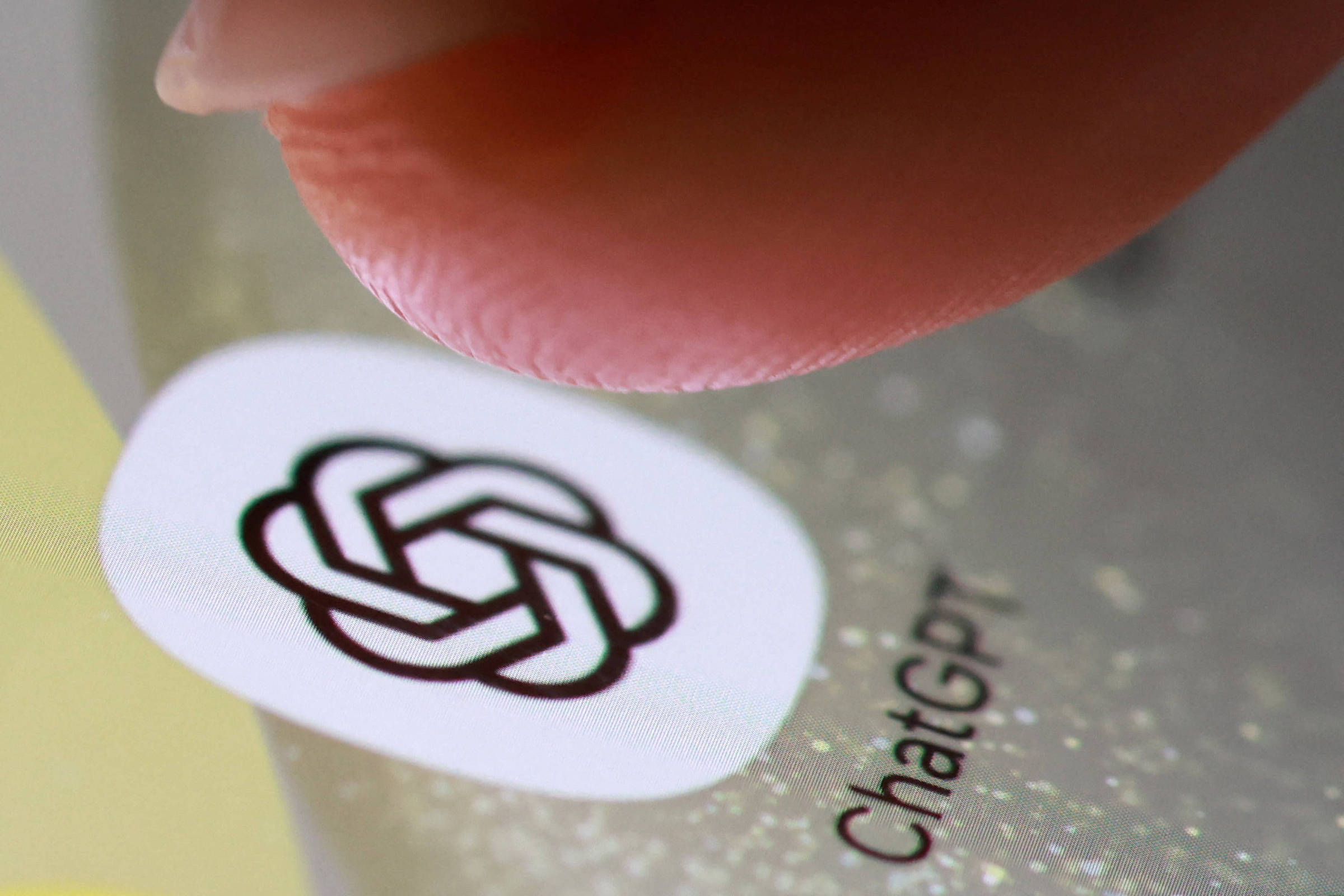 OpenAI afirma que o ChatGPT recebe 1 milhão de perguntas semanais sobre notícias locais