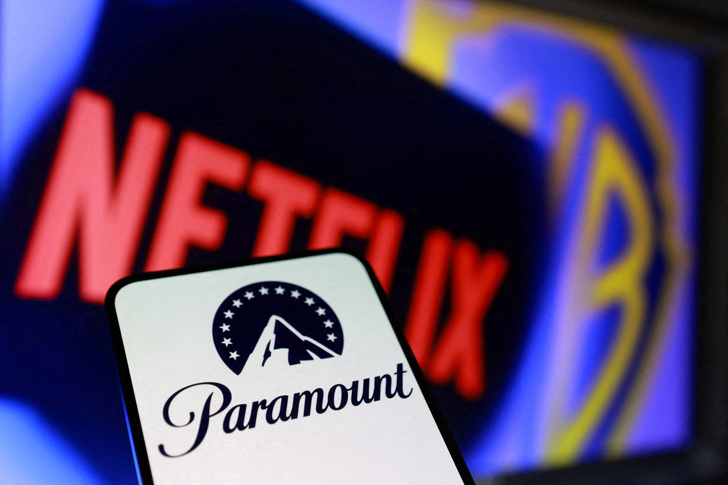 Paramount eleva oferta para adquirir a Warner e propõe arcar com a multa de rescisão com a Netflix